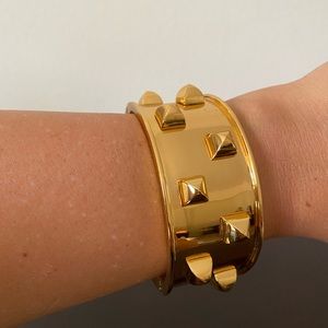 Vince Camuto gold tone chunky bracelet